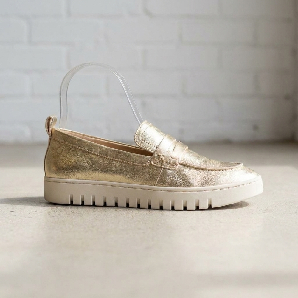 NEW VIONIC women's uptown loafer in gold